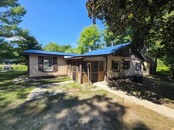 17923 2nd St, Barryton, MI 49305