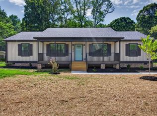 1094 Kerner Rd, Kernersville, NC 27284