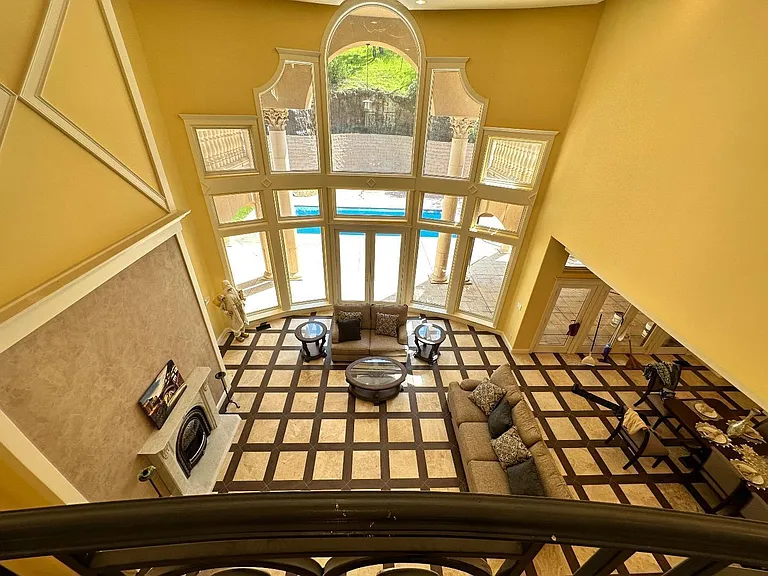 734 Bridle Ridge Ct — Photo 14