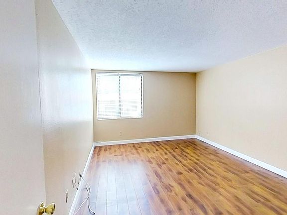 5th image of 1215 N Olive Dr APT 102