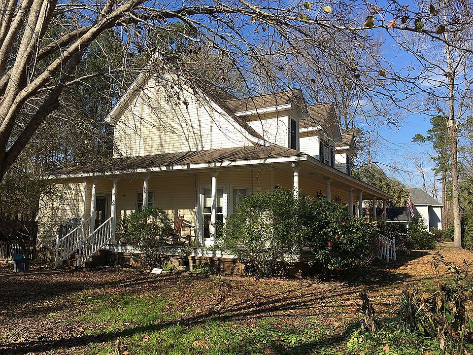 2nd image of 191 Pecan Dr