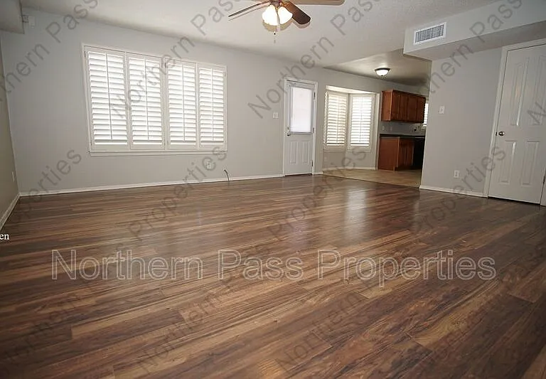 10932 Acoma St — Photo 13