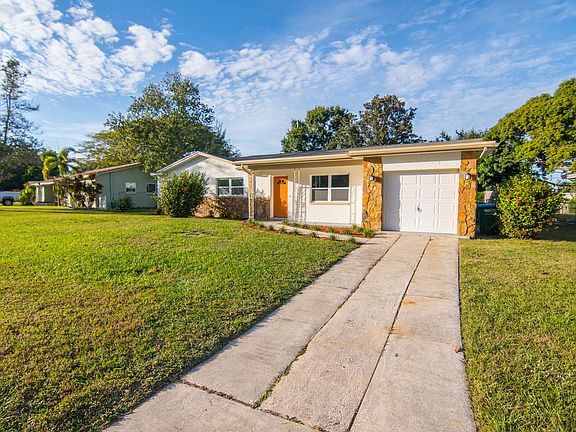 3rd image of 10863 Village Green Ave