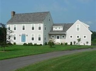 6 Pardon Hill Rd, Dartmouth, MA 02748