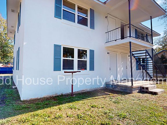 3rd image of 121 Grimes St #1
