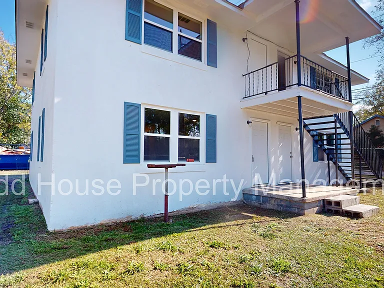 121 Grimes St #1 — Photo 3