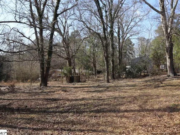 4650 S Pine St, Spartanburg, SC 29302