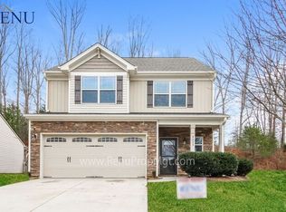 2633 Chari Park Ln, Walkertown, NC 27051