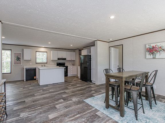 4th image of 346 Parsons Ln