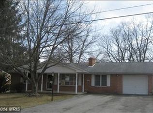 10925 Graystone Dr, Hagerstown, MD 21740