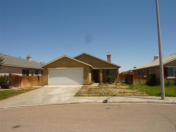 3rd image of 12082 Spanish Oaks Ct