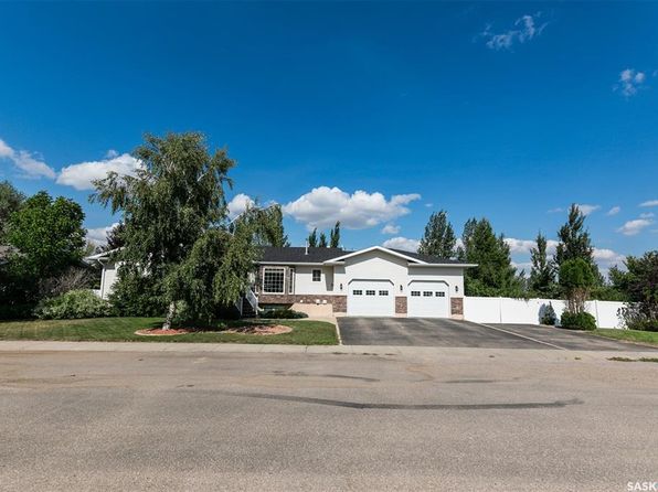 730 Manitoba AVENUE, Kerrobert, SK S0L 1R0