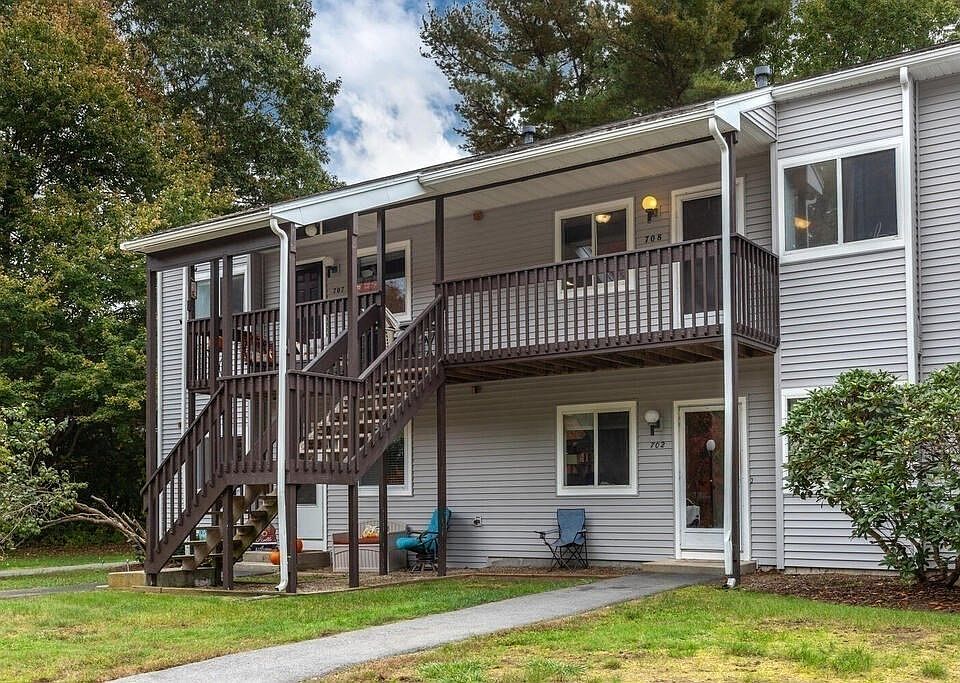 708 Park Pl Raynham MA Zillow