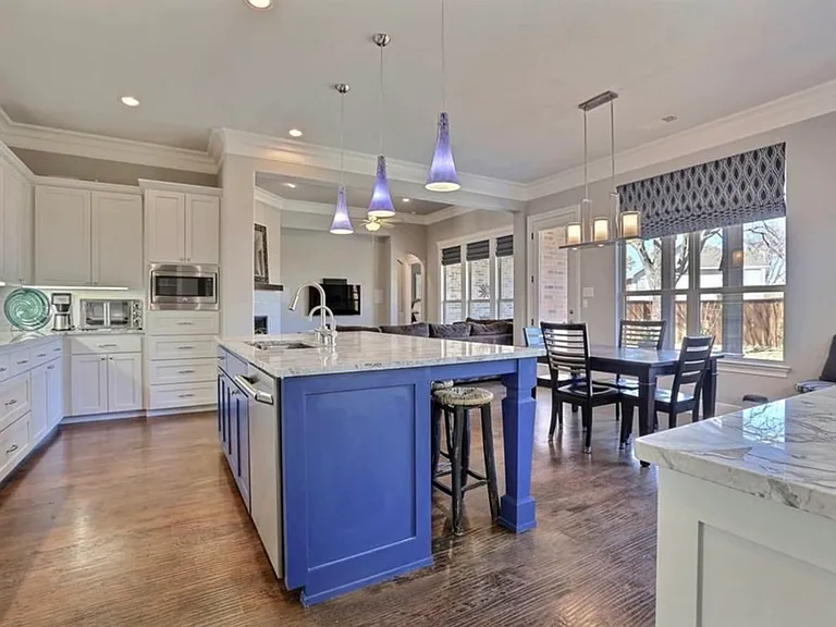 127 Whispering Hills Ct — Photo 11