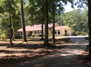 352 Longview Rd, Fayetteville, GA 30214