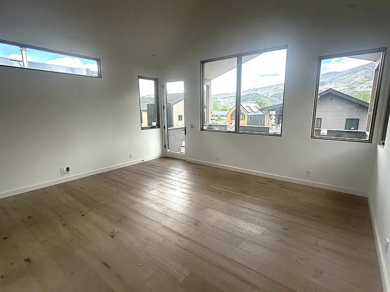 406 Stotts Mill Rd — Photo 5