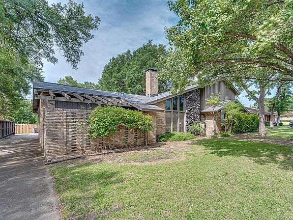 3rd image of 3354 Shady Hollow Ln