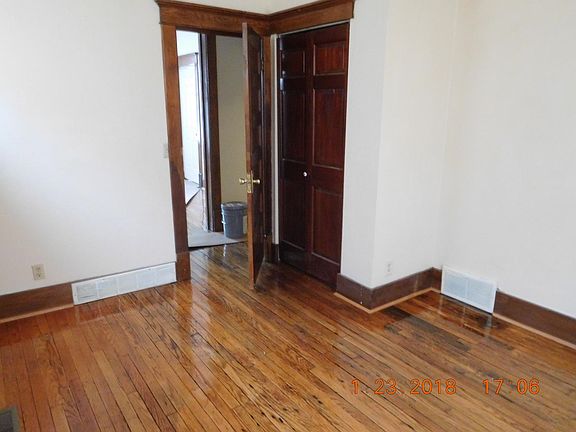 5th image of 1906 Jones St APT 1