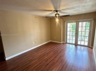 5035 Wiles Rd APT 203, Pompano Beach, FL 33073