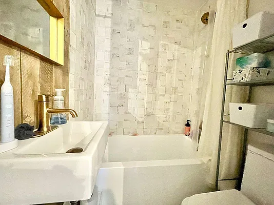 Rented by Doorway NYC, LLC | media 30