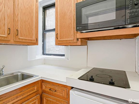 4th image of 53 Morton St #5F