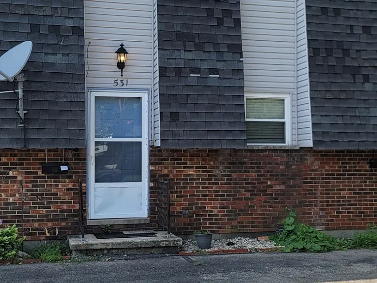 531 E Brown Ave — Photo 1