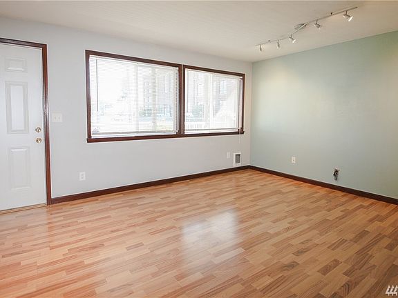 5th image of 1953 S I St APT 6