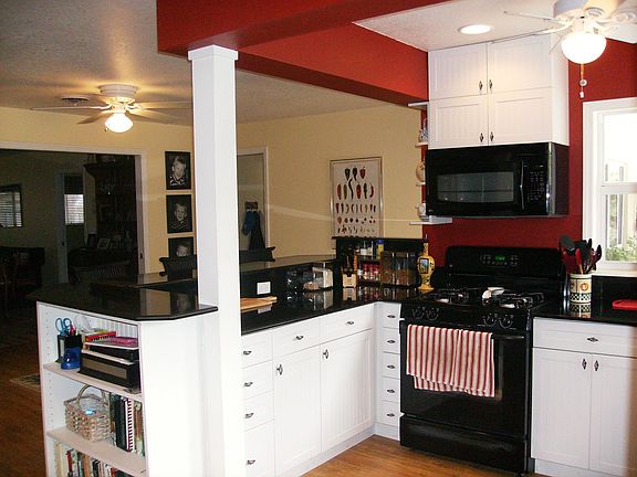 5th image of 1740 Palm Ave