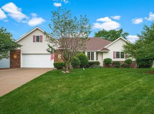 2620 Nemitz Ave E, Maplewood, MN 55119