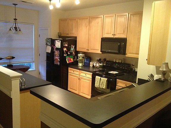 3rd image of 4573 Plumstead Dr