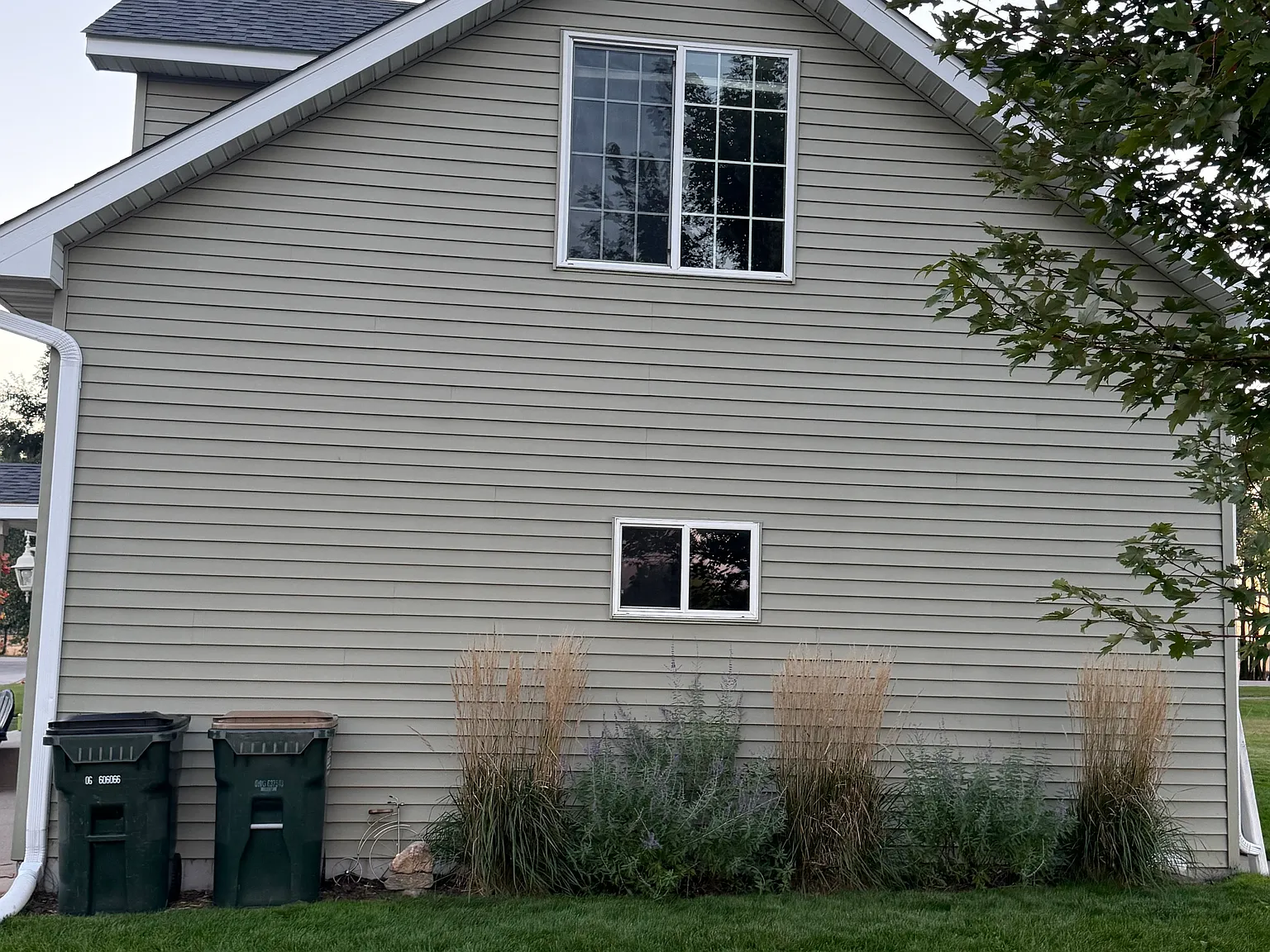 4 bed, 2000 sqft, $2,500 — Photo 3