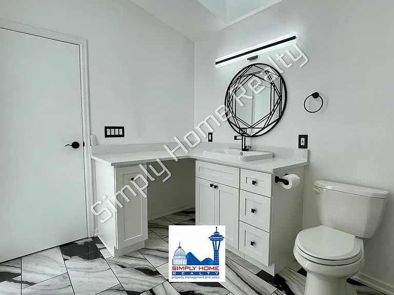 2781 Chambers Point Ct — Photo 16