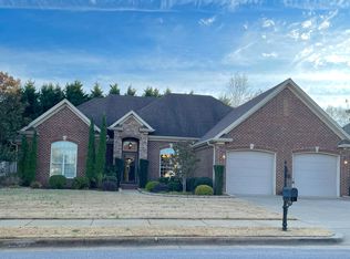 113 Rhett Dr, Muscle Shoals, AL 35661