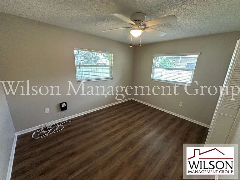 620 Lakespur Ln — Photo 17