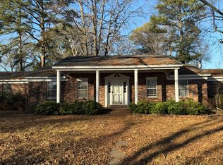 1970 Hillman St, Conway, AR 72034