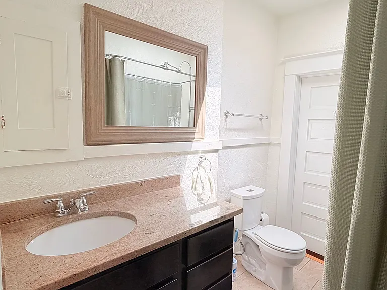 3300 Meade St — Photo 18