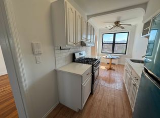54-40 66th St #3, Maspeth, NY 11378