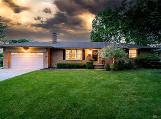 182 Cherry Dr, Centerville, OH 45459