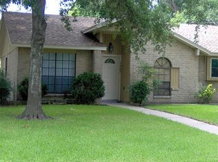 7903 Battleoak Dr, Houston, TX 77040