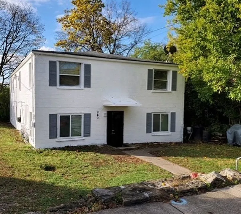 949 Adams St.