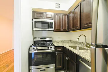 Rented by Hillel Realty Group