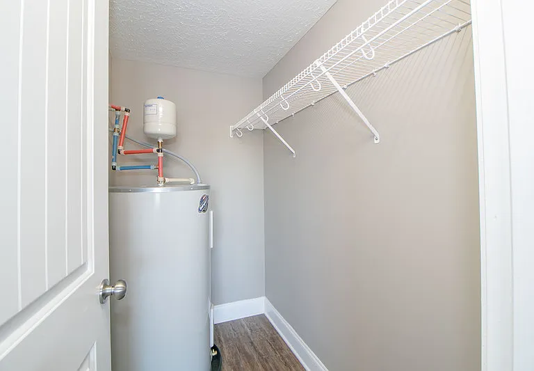 325F Landrum Pl — Photo 6