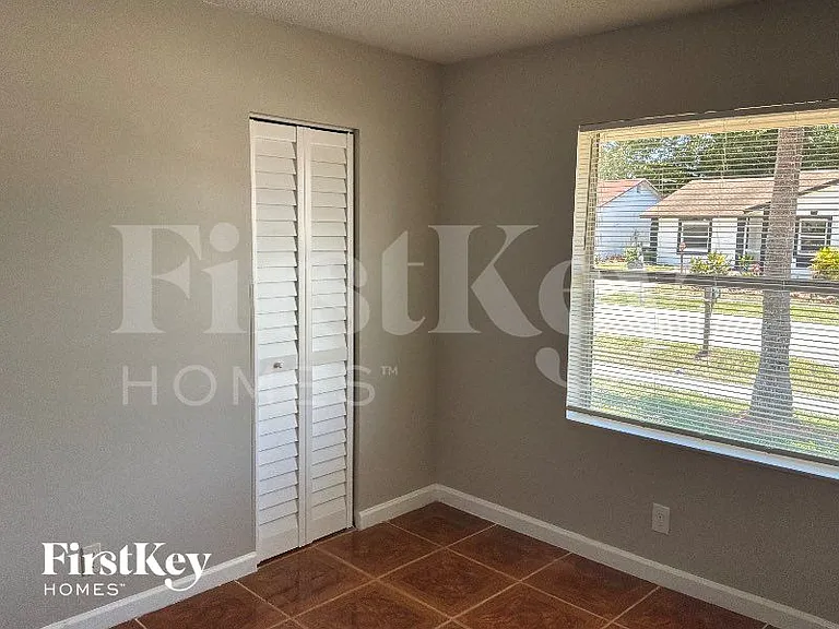 6004 Westfall Rd — Photo 7