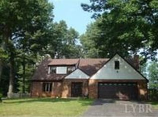 276 Baldwin Cir, Lynchburg, VA