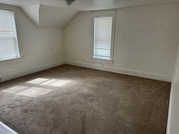 4th image of 601 E 3rd Ave #2