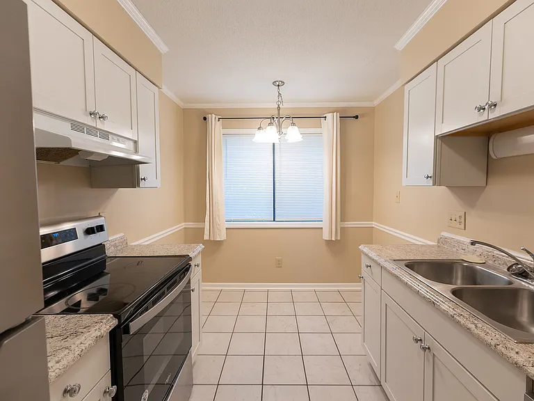 185 Forest View Dr — Photo 9