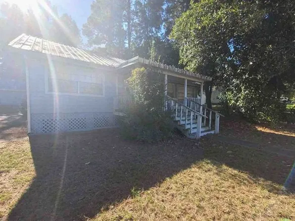 623 Apollo Dr, Livingston, TX 77351