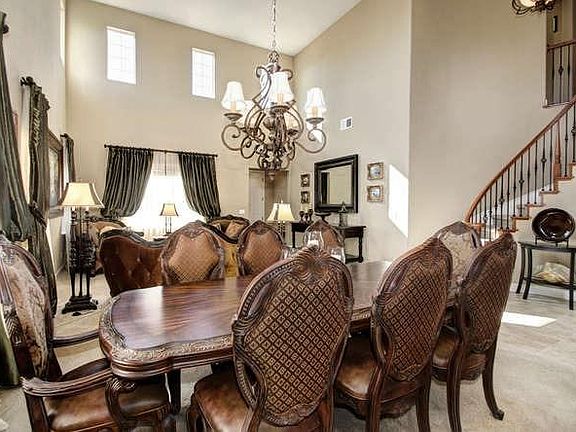 5th image of 805 Turner Pl