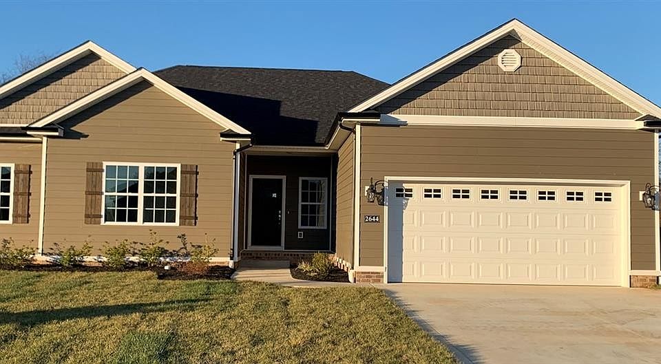 1st image of 2644 Royal Ct
