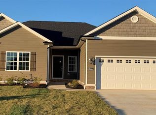 2644 Royal Ct, Bowling Green, KY 42104